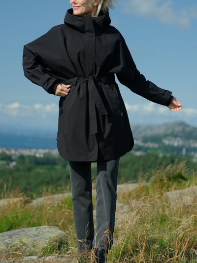 Lule The Wide Jacket Black